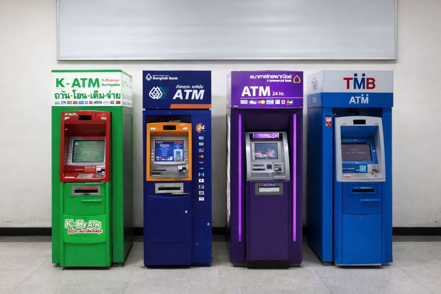 クレジットカードとATMについても知っておこう