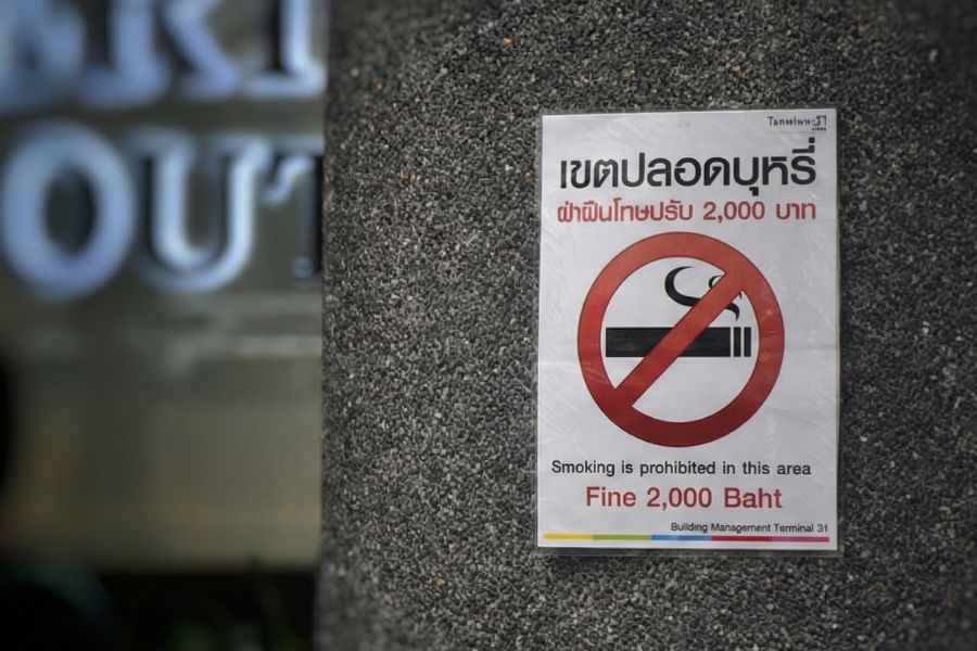 路上へのゴミのポイ捨ては罰金対象